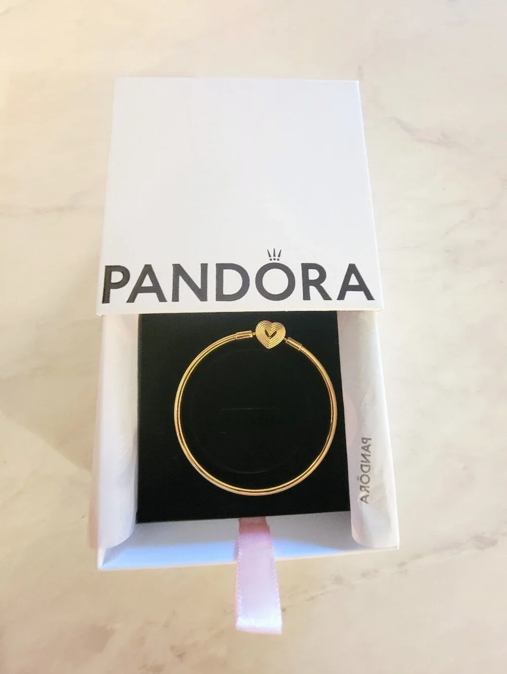 Pandora Radiating Heart Clasp Bangle - Picture 2 of 4